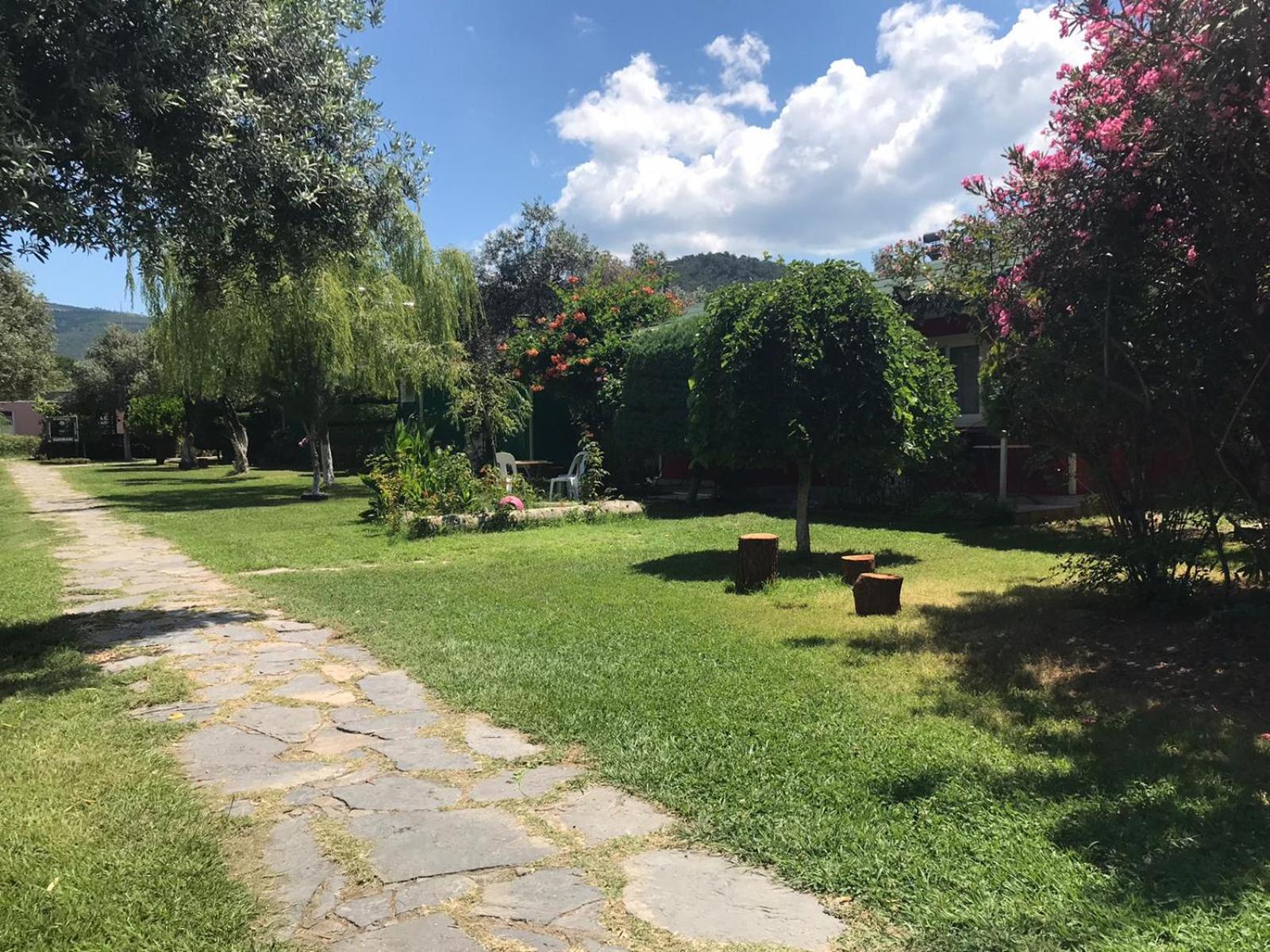 Cicek Evler Tatil Koeyue 호텔 Armutlu 외부 사진